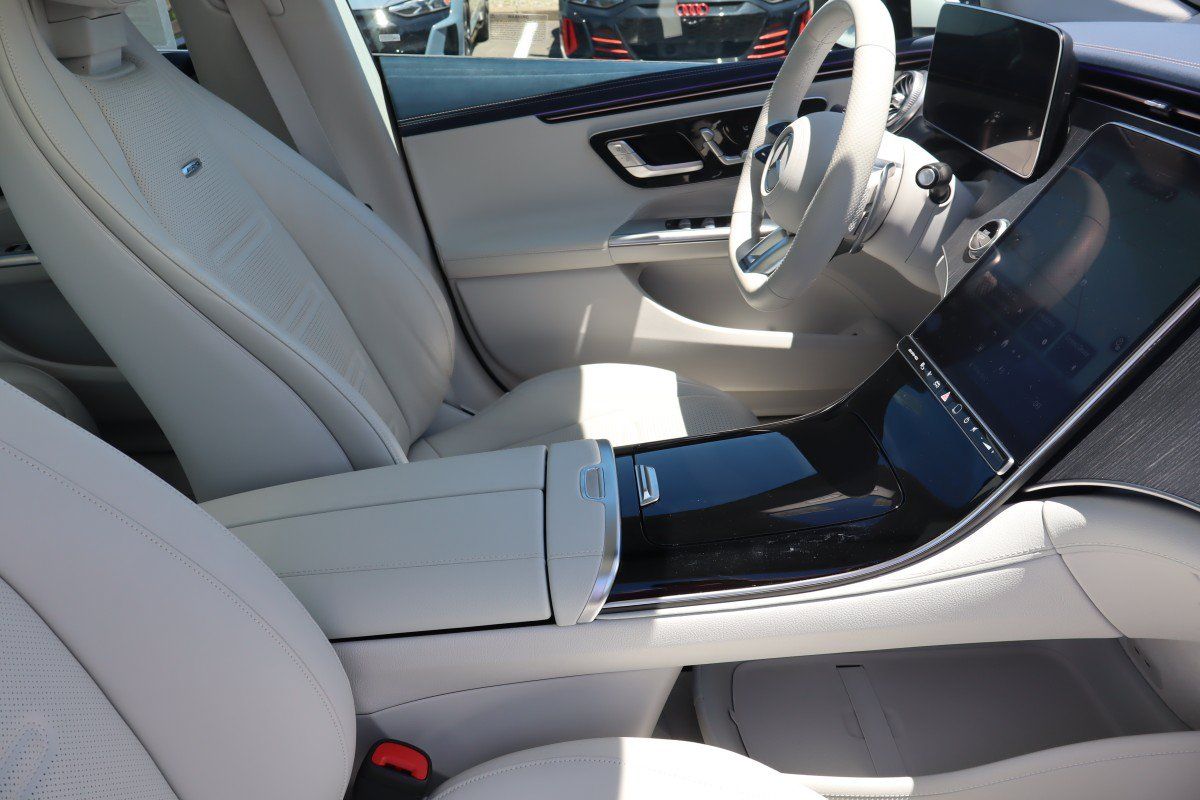 Used 2023 Mercedes-Benz EQE AMG 4MATIC Sedan image 17