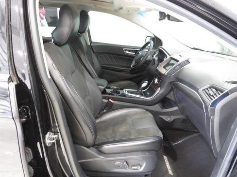 Used 2018 Ford Edge Sport w/ Equipment Group 401A AWD/4WD image 11