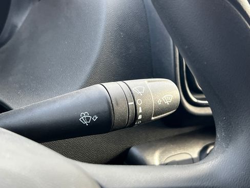 Used 2025 RAM ProMaster 3500 w/ Convenience Group image 18