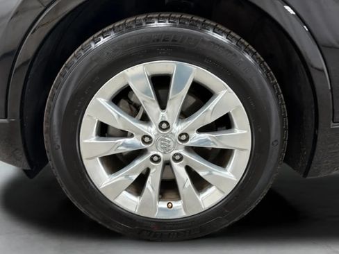 Used 2017 Buick Envision Essence FWD image 23