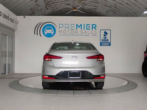 Used 2020 Hyundai Elantra Limited FWD image 5