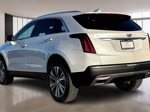 New 2026 Cadillac XT5 Premium Luxury image 3