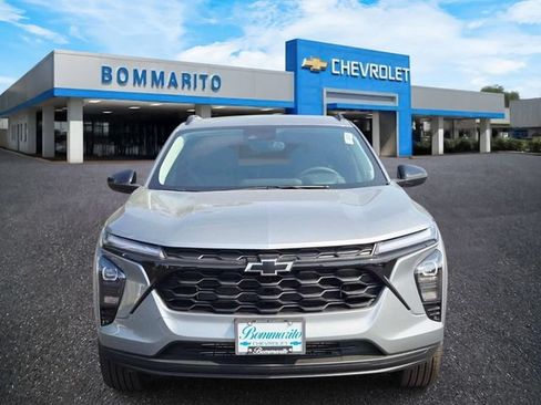 New 2026 Chevrolet Trax LT w/ Driver Confidence Package FWD image 5