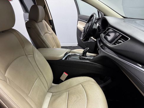 Used 2019 Buick Enclave Essence image 56