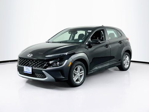 Used 2023 Hyundai Kona SE AWD/4WD image 1