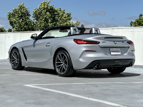 Used 2021 BMW Z4 sDrive30i RWD image 3