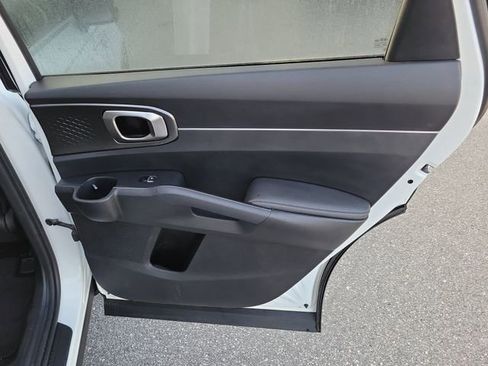 Used 2021 Kia Sorento EX FWD image 35