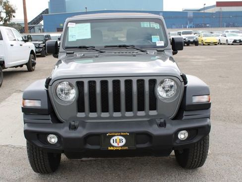 Used 2023 Jeep Wrangler Sport S image 2