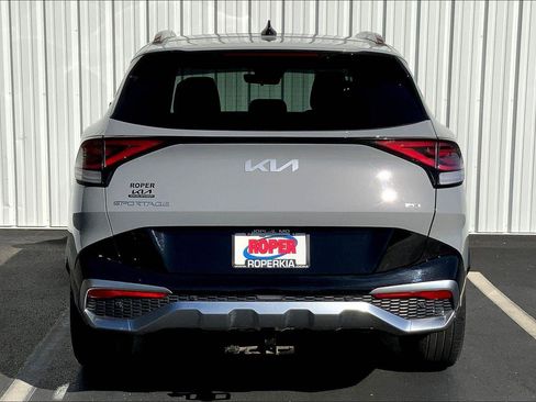 Used 2024 Kia Sportage SX image 4