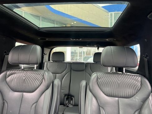 Used 2023 Hyundai Palisade Calligraphy image 15