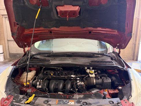 Used 2015 Ford Escape S FWD image 22