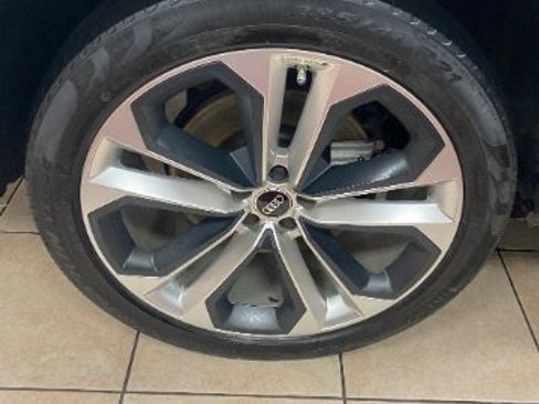 Used 2022 Audi Q7 3.0T Premium Plus AWD/4WD image 31