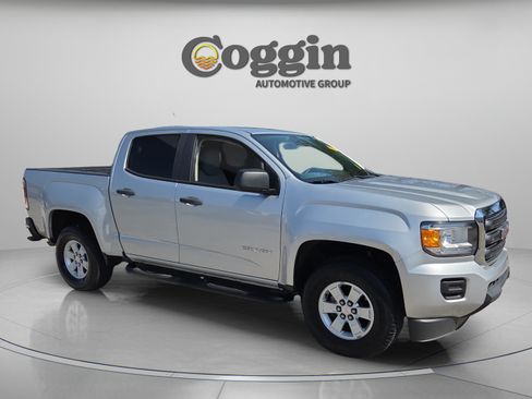 Certified 2020 GMC Canyon 2WD Crew Cab w/ Convenience Package image 7