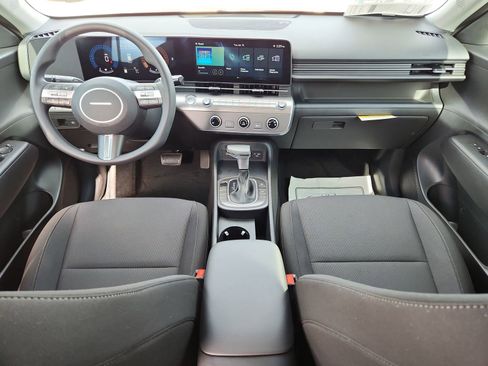 New 2026 Hyundai Kona SE image 10