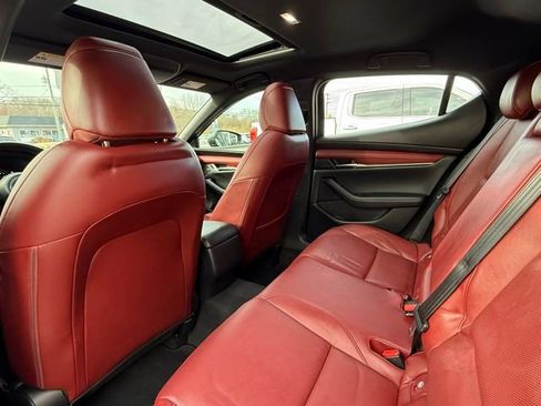 Used 2025 MAZDA MAZDA3 Hatchback w/Premium Plus Pkg image 22