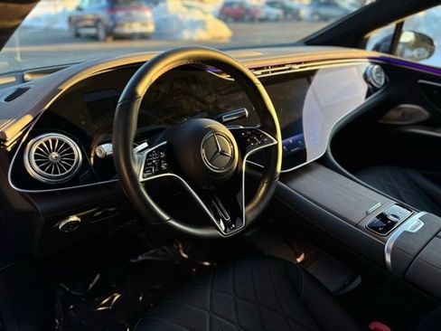 Certified 2023 Mercedes-Benz EQS 580 4MATIC Sedan image 16