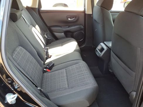 Used 2024 Honda HR-V LX image 11