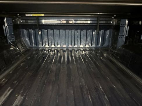 Used 2023 Chevrolet Silverado 1500 LT image 19