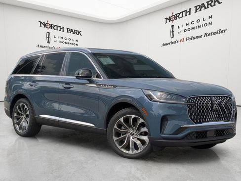 New 2026 Lincoln Aviator Reserve AWD/4WD image 1