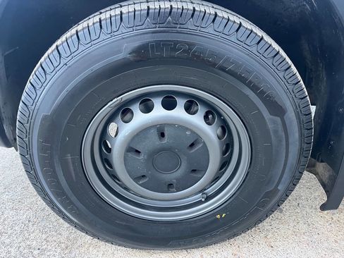 Used 2010 Freightliner Sprinter 2500 image 35