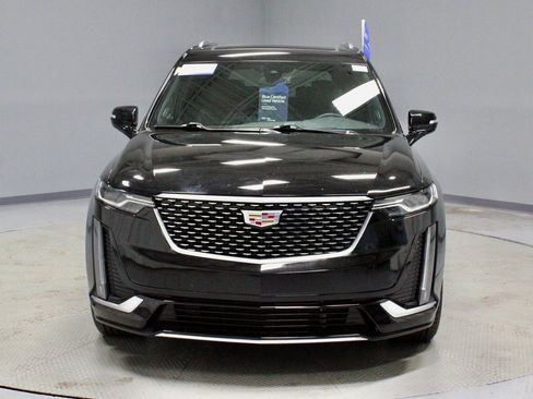 Used 2025 Cadillac XT6 Premium Luxury image 7