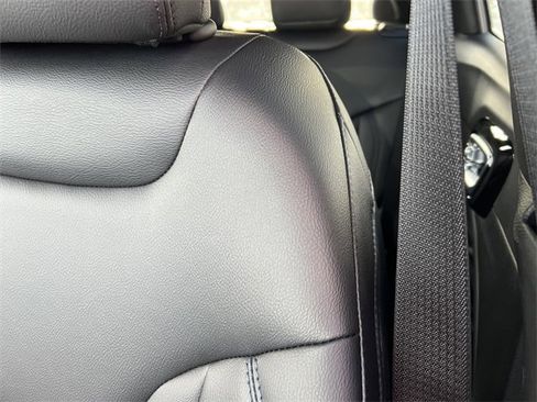 New 2026 Jeep Compass Limited image 10