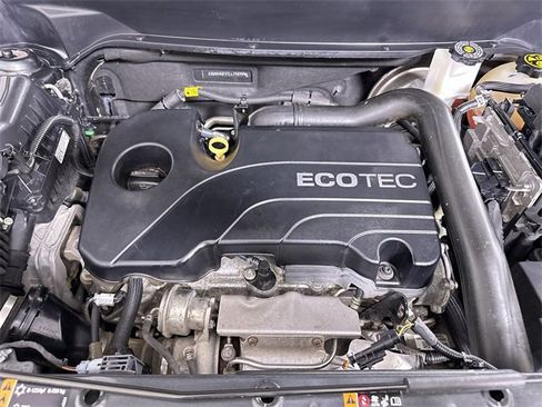 Used 2020 Chevrolet Equinox LT image 31