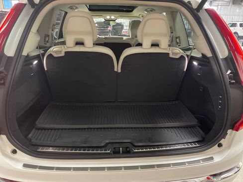 Certified 2024 Volvo XC90 T8 Ultimate AWD/4WD image 22