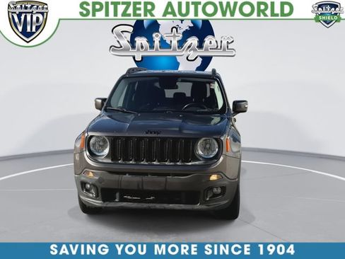 Used 2017 Jeep Renegade Altitude AWD/4WD image 4