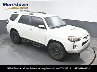 Used 2018 Toyota 4Runner TRD Off-Road AWD/4WD video 1
