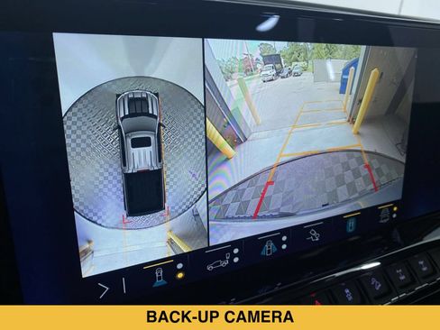 Used 2023 Chevrolet Silverado 1500 ZR2 AWD/4WD image 6