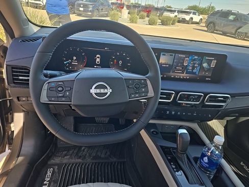 New 2026 Nissan Sentra SR FWD image 6