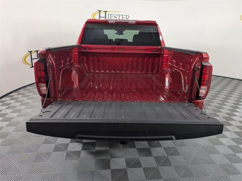 Used 2024 GMC Sierra 1500 Elevation image 30