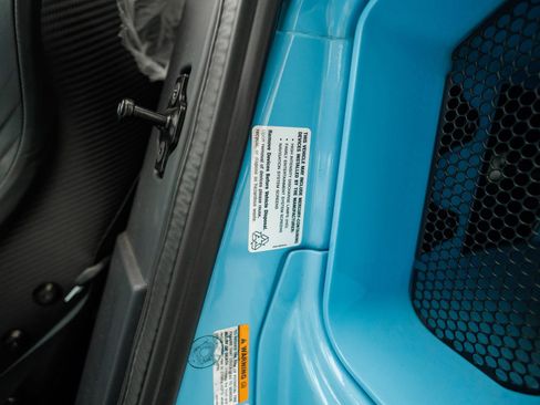 Used 2006 Ford GT image 77