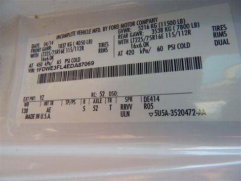 Used 2014 Ford E-350 and Econoline 350 Super Duty image 15