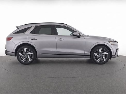 New 2026 Genesis GV70 2.5T Advanced AWD/4WD image 8