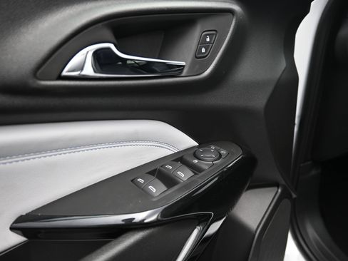 New 2026 Chevrolet Trax LT w/ Driver Confidence Package FWD image 25