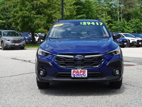 Used 2025 Subaru Crosstrek 2.5i Premium AWD/4WD image 2