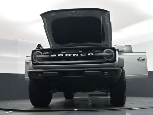 Used 2023 Ford Bronco Outer Banks w/ Sasquatch Package image 22