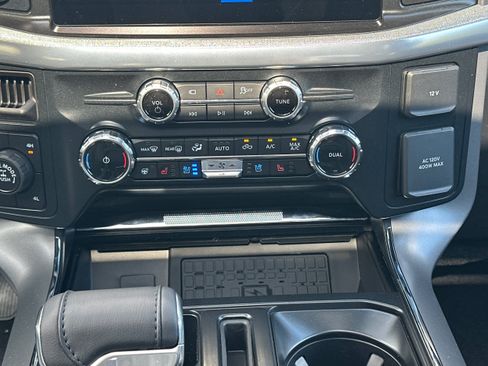 New 2026 Ford F150 Lariat w/ Equipment Group 502A High AWD/4WD image 28