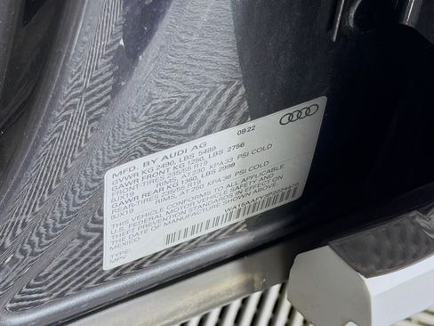 Used 2023 Audi Q5 2.0T Premium Plus w/ Premium Plus Package AWD/4WD image 12