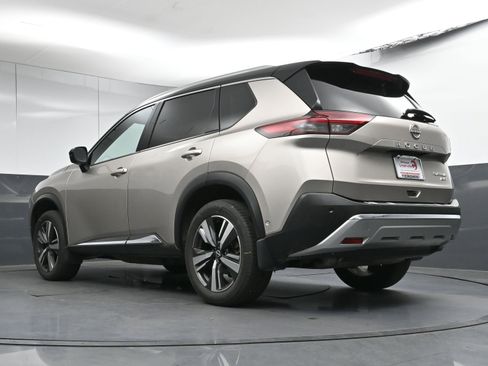 Certified 2023 Nissan Rogue Platinum w/ Platinum Premium Package image 32