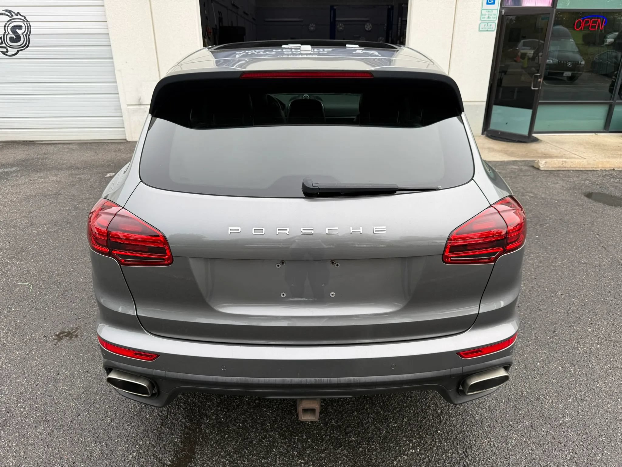 Used 2016 Porsche Cayenne AWD/4WD image 14