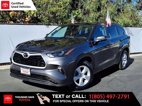 Certified 2023 Toyota Highlander LE image 1