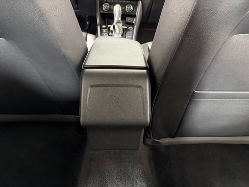 Used 2019 Volkswagen Jetta SE FWD image 20