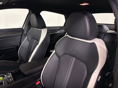 New 2026 Kia K5 GT-Line image 17