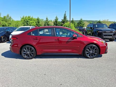 Certified 2023 Toyota Corolla SE w/ Carpet Mat Package (TMS) FWD image 7