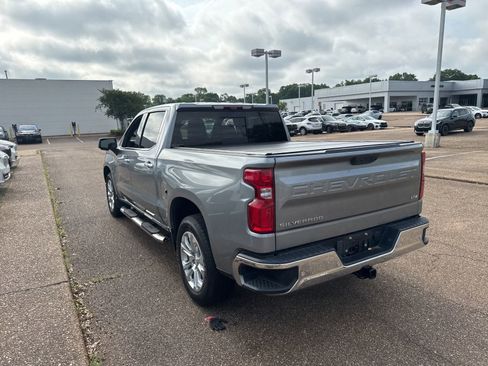 Used 2023 Chevrolet Silverado 1500 LTZ w/ LTZ Premium Package RWD image 7
