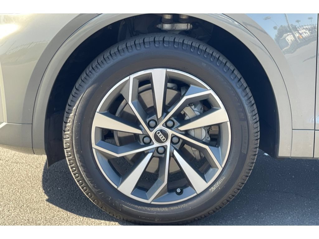 Used 2023 Audi Q5 2.0T Premium Plus AWD/4WD image 45