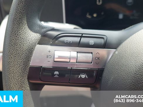 Certified 2025 Hyundai Tucson SEL FWD image 11